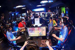 卡帅：布翁焦尔诺为现役意大利队最佳后卫，他控球能力很出色