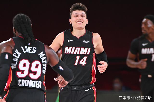 B费在面对 B费在面对