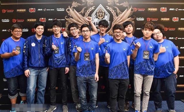 在训练与比 在训练与比