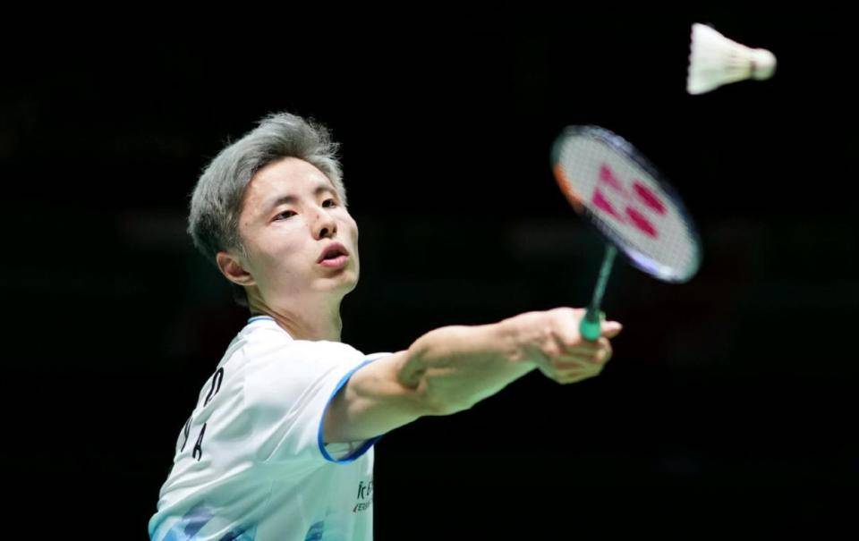 通过防守反 通过防守反